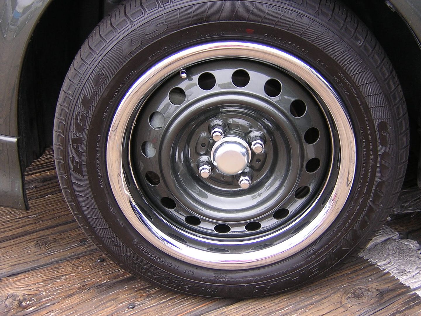 Center caps Scion xB Forum